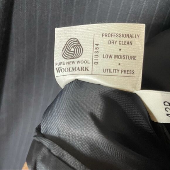 SALE! Hart Schaffner Marx Bluish Gray Tuxedo Set - Picture 9 of 12